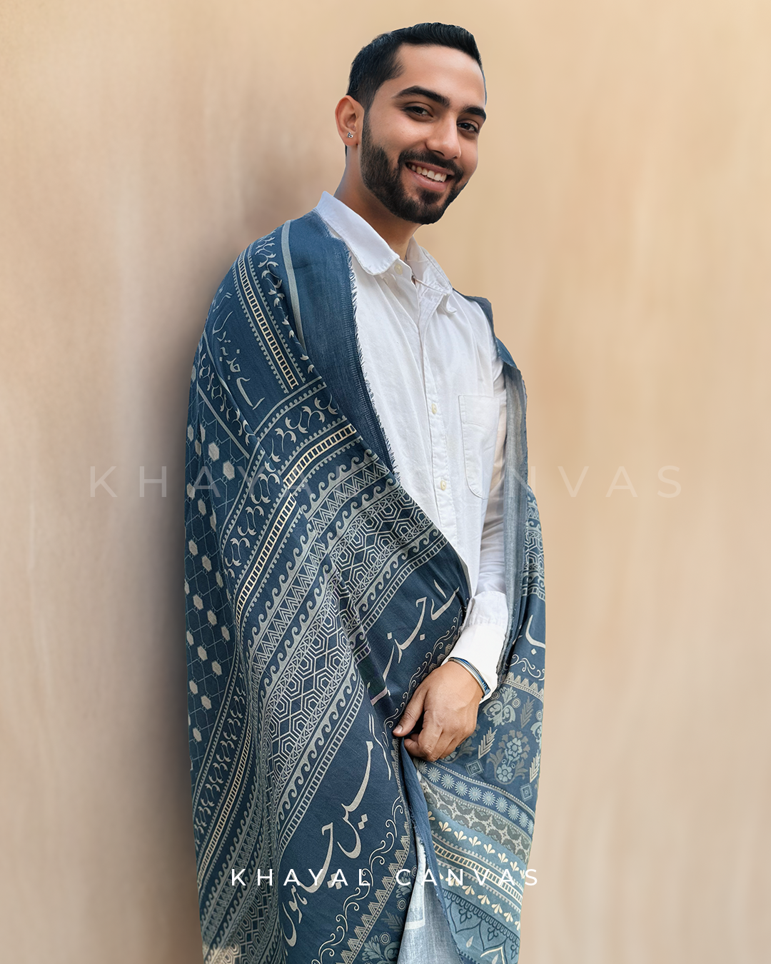 Bāzgasht (Echo) Blue & Black Odhini