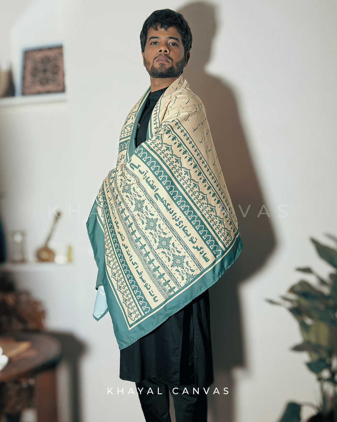 Saadgi (سادگی) stole – The Unspoken Grace