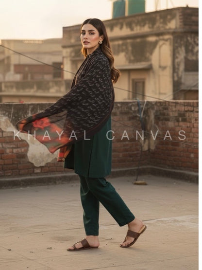 Gul-e-Rangīn (گلِ رنگیں) | Stole