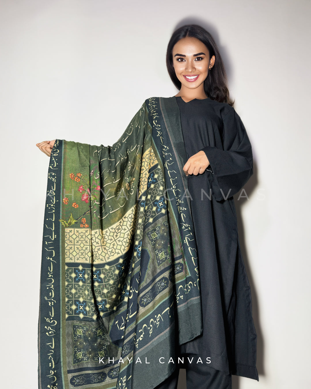 Nazakat Kurta Set | نزاکت کُرتا سیٹ