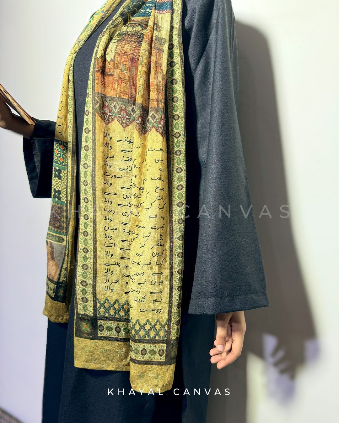 Shehrnama (شہرنامہ) Stole – The City Woven in Verse